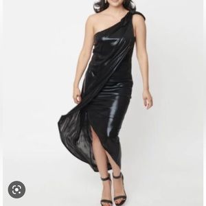 Unique Vintage Black Metallic One Shoulder Lucretia Fitted Dress